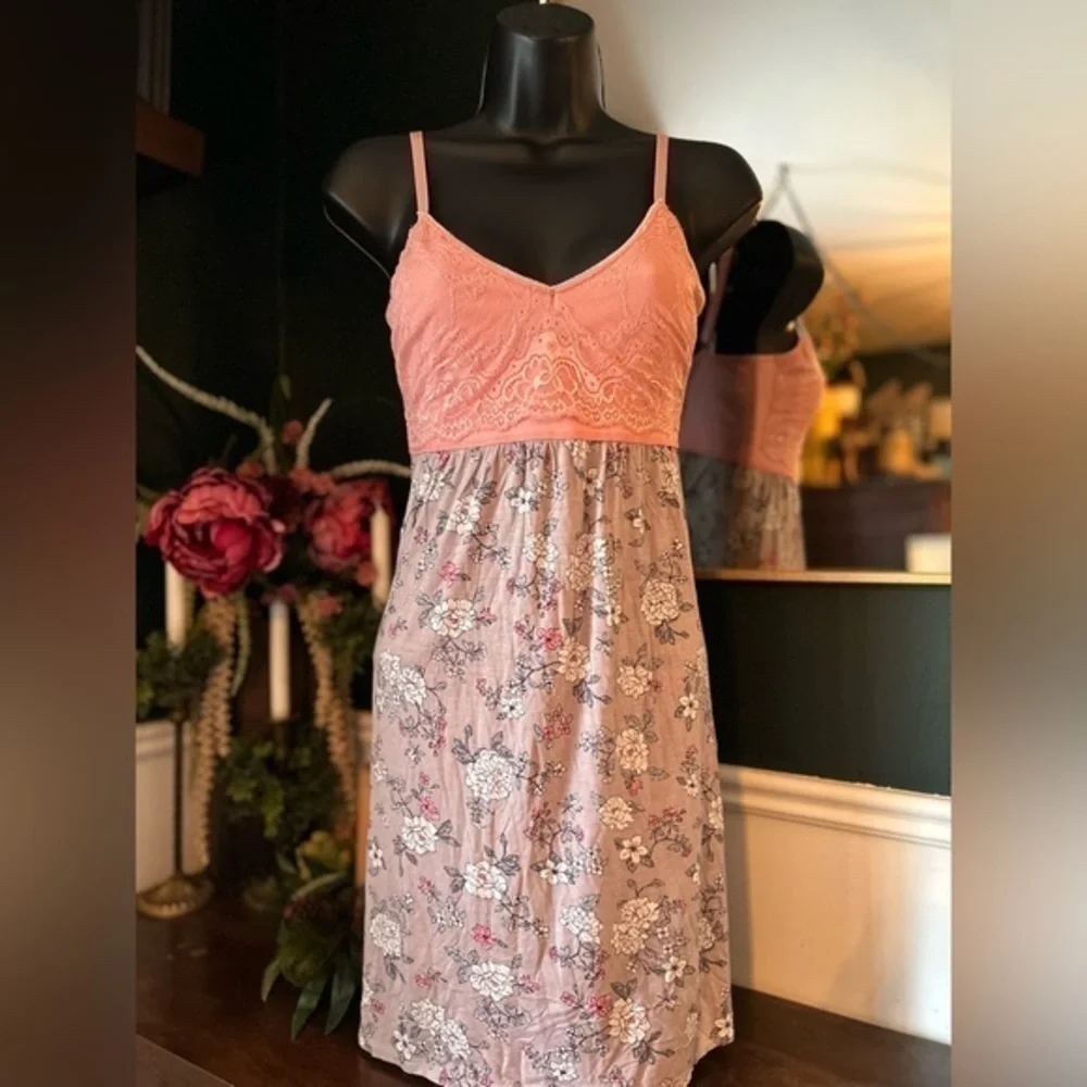 Pink and floral slip, Size L